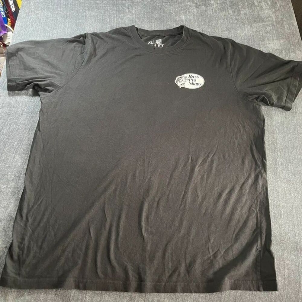 Bass Pro Shops Record Reflection Short-Sleeve T-Shirt men’s size XL